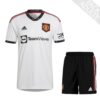 10026 PACK MANCHESTER UNITED EXTERIEUR. ENSEMBLE ADULTE MAILLOT ET SHORT 2022 2023