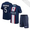 10116 PACK PSG DOMICILE MARQUINHOS. ENSEMBLE ADULTE MAILLOT ET SHORT 2022 2023