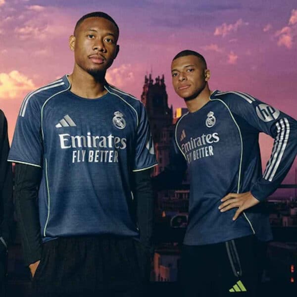 MAILLOT REAL MADRID EXTERIEUR 2025-2026