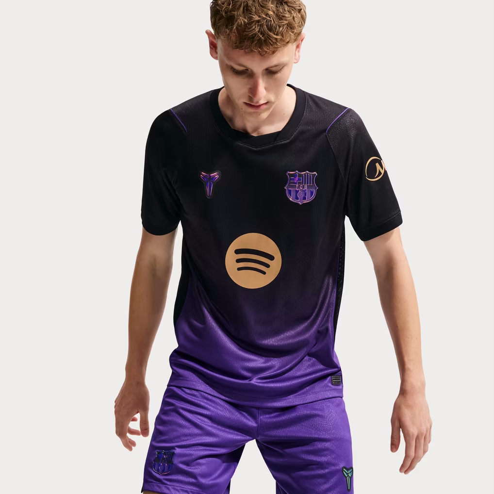 MAILLOT FC BARCELONE EXTERIEUR 2026-2027 MAILLOT FC BARCELONE EXTERIEUR 2026-2027