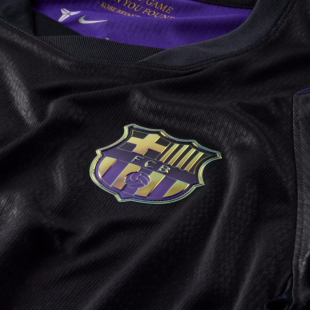 MAILLOT FC BARCELONE EXTERIEUR 2026-2027 MAILLOT FC BARCELONE EXTERIEUR 2026-2027